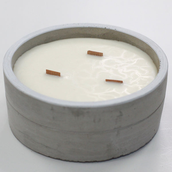 Large Round Candle - Crushed Vanilla & Orange